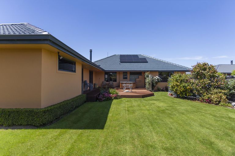 Photo of property in 2 Berkley Place, Oamaru North, Oamaru, 9400