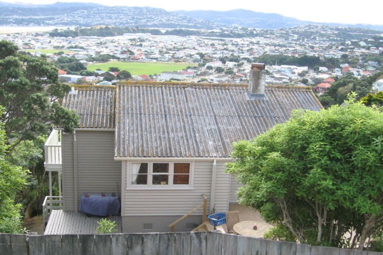 Photo of property in 106 Sidlaw Street, Strathmore Park, Wellington, 6022