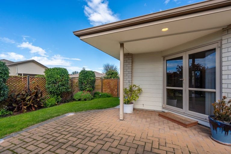 Photo of property in 6 Blythfield Place, Taradale, Napier, 4112