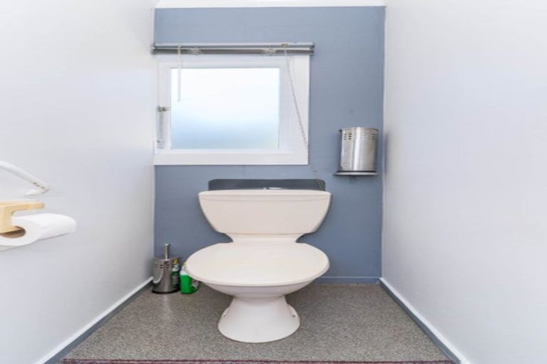 Photo of property in 10 Stewart Street, Waikouaiti, 9510