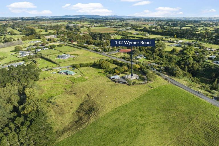 Photo of property in 142 Wymer Road, Glenbrook, Waiuku, 2681