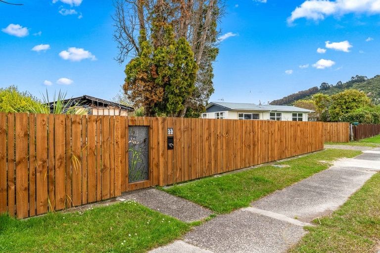 Photo of property in 22 Fenruss Street, Fairy Springs, Rotorua, 3015