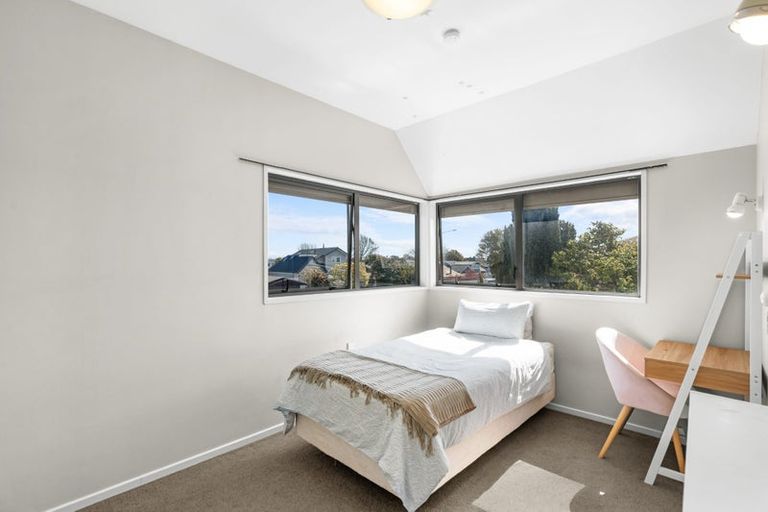 Photo of property in 84 Idris Road, Fendalton, Christchurch, 8052