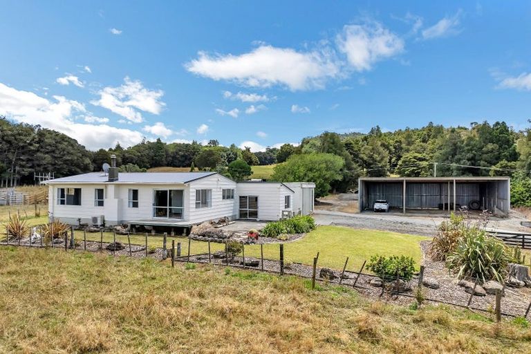 Photo of property in 311a Akerama Road, Hukerenui, Hikurangi, 0182