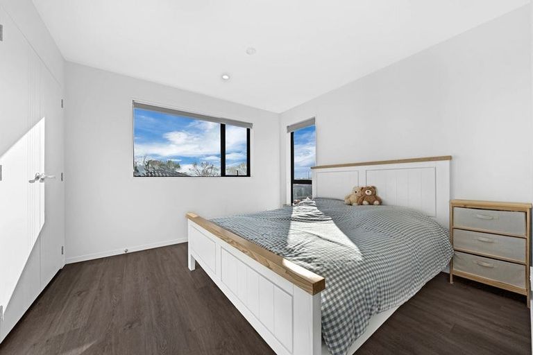 Photo of property in 3/45 Dale Crescent, Pakuranga, Auckland, 2010