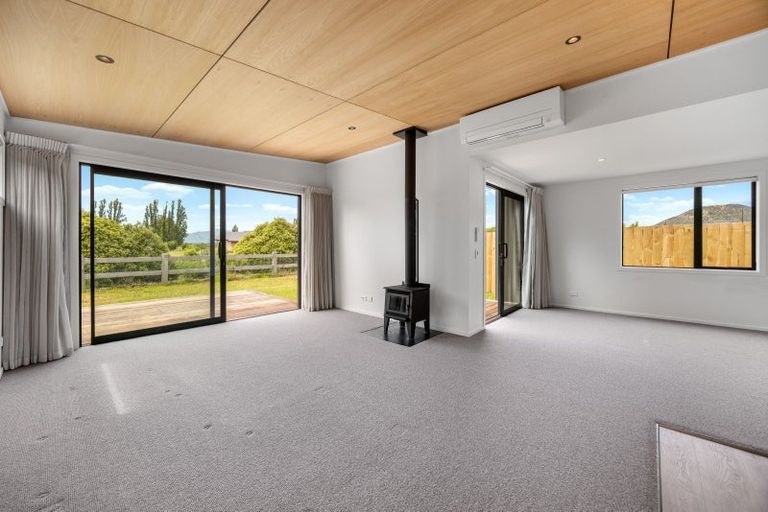 Photo of property in 30 Burbank Road, Wanaka, 9382