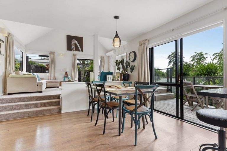 Photo of property in 60 Polkinghorne Drive, Manly, Whangaparaoa, 0930