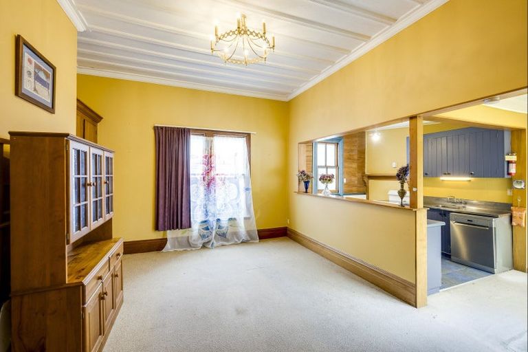 Photo of property in 69 Wellesley Road, Napier South, Napier, 4110