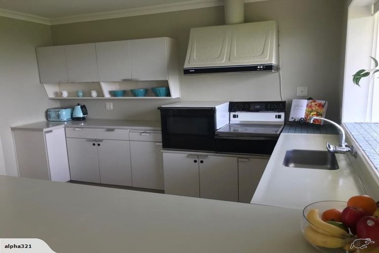 Photo of property in 11 Kiriwai Place, Matua, Tauranga, 3110