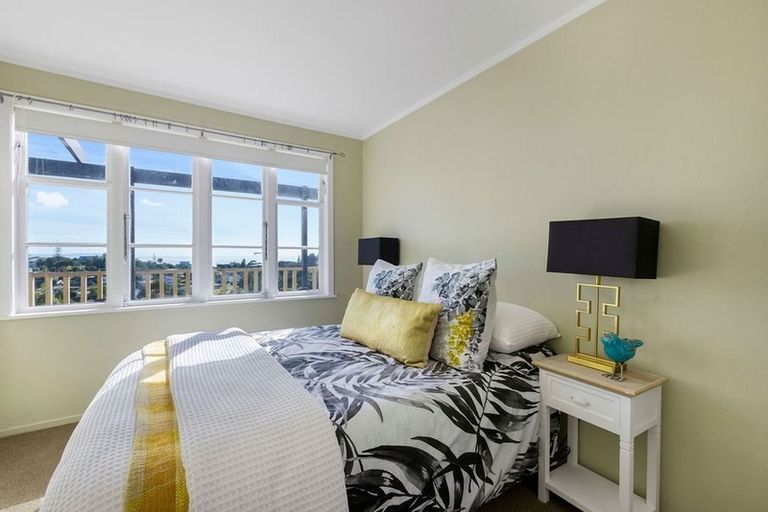 Photo of property in 52 Brightside Road, Stanmore Bay, Whangaparaoa, 0932