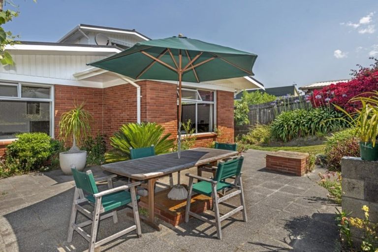 Photo of property in 92 Moana Road, Okitu, Gisborne, 4010