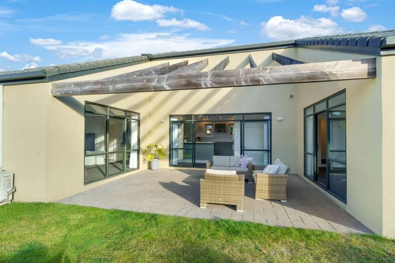 Photo of property in 65 Coolspring Way, Redwood, Christchurch, 8051