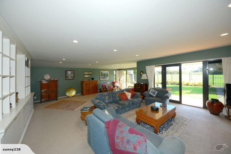 Photo of property in 5 Arundel Gate, Avonhead, Christchurch, 8042