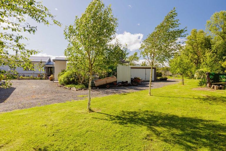 Photo of property in 100 Cole Street, Dannevirke, 4930