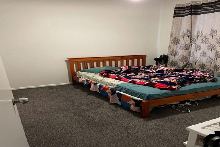 Photo of property in 51 Sturges Road, Henderson, Auckland, 0612