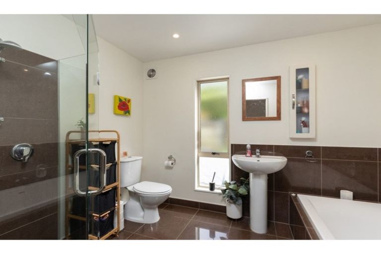 Photo of property in 28 Valhalla Drive, Richmond, 7020