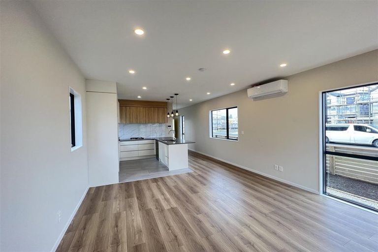 Photo of property in 23 Clayden Shuttleworth Street, Papakura, 2110