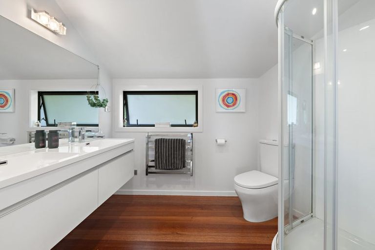 Photo of property in 73m Park Rise, Campbells Bay, Auckland, 0630