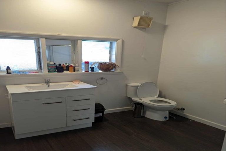 Photo of property in 10 Idris Road, Fendalton, Christchurch, 8052