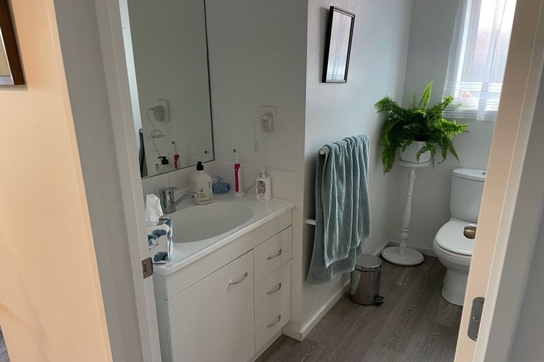 Photo of property in 4/46 Rookwood Avenue, New Brighton, Christchurch, 8083