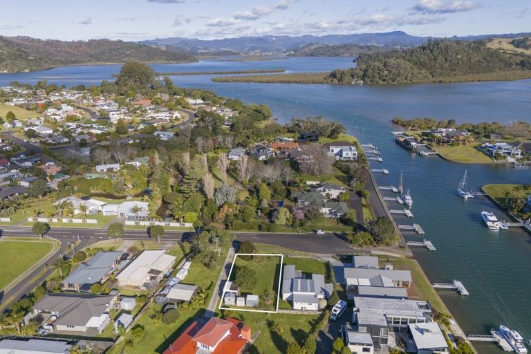 Photo of property in 115 South Highway East, Whitianga, 3510