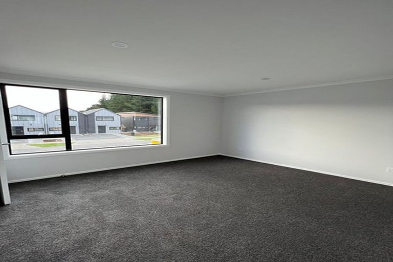 Photo of property in 4 Don Money Street, Wallaceville, Upper Hutt, 5018