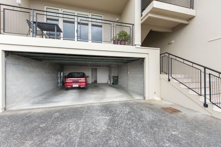 Photo of property in 9/166 Mokoia Road, Chatswood, Auckland, 0626