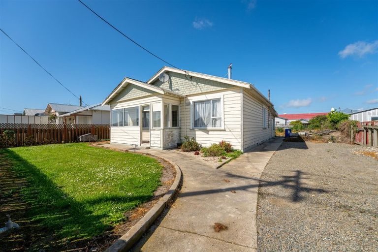 Photo of property in 15 Lynn Street, Oamaru North, Oamaru, 9400