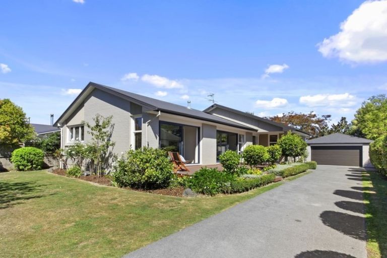 Photo of property in 283 Waimairi Road, Ilam, Christchurch, 8041