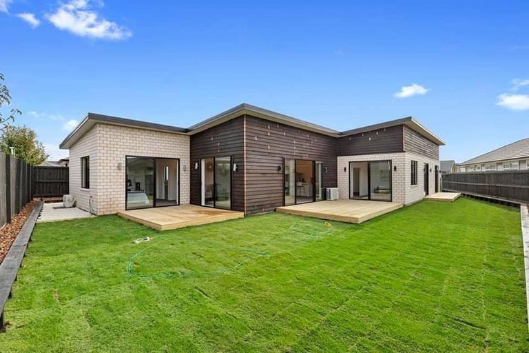 Photo of property in 3 Sydney Place, Flagstaff, Hamilton, 3210