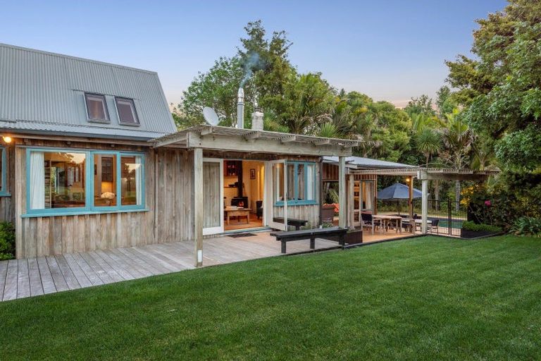 Photo of property in 34 Quinns Road, Clevedon, Papakura, 2585