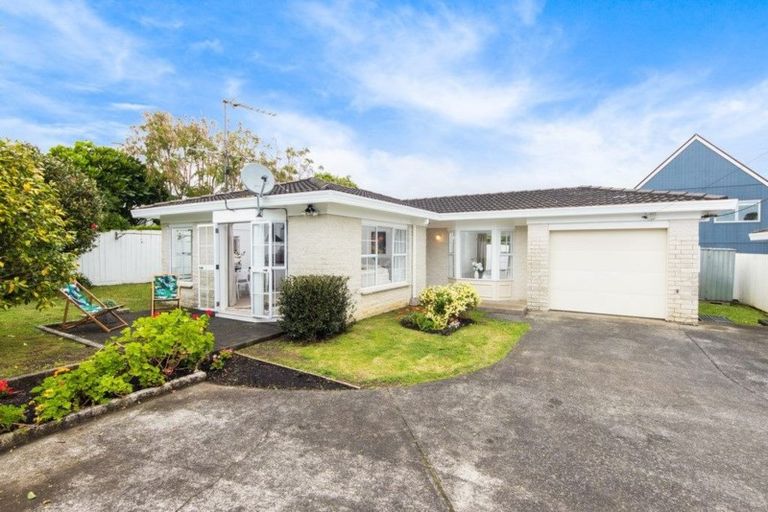 Photo of property in 3/14 Trafalgar Road, Milford, Auckland, 0620