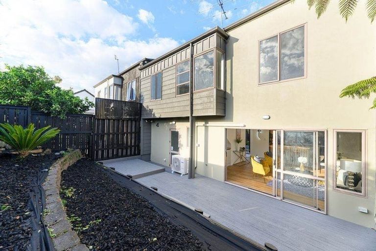 Photo of property in 50b Arawa Street, New Lynn, Auckland, 0600