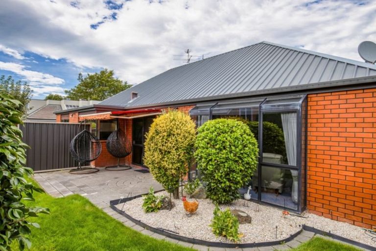 Photo of property in 2/19 Clotilda Place, Bishopdale, Christchurch, 8053