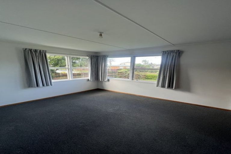 Photo of property in 28 Larnach Street, St Andrews, Hamilton, 3200