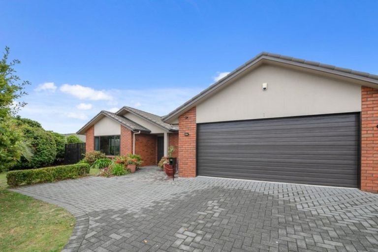 Photo of property in 36 Owhatiura Drive, Lynmore, Rotorua, 3010