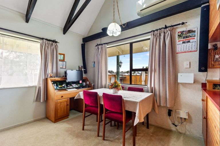 Photo of property in 14 Rimu Street, Levin, 5510