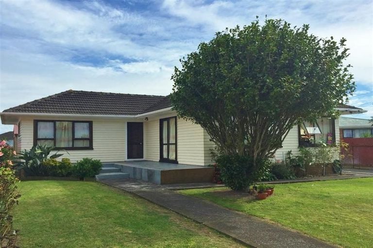 Photo of property in 8 Leslie Place, Otara, Auckland, 2023