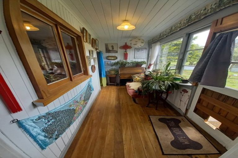 Photo of property in 17 Settlement Road, Papatotara, Tuatapere, 9691