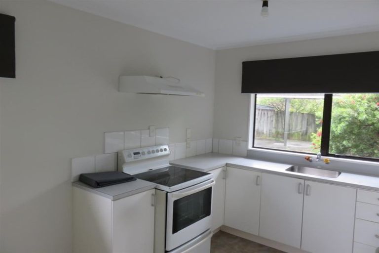 Photo of property in 2/63a Colwill Road, Massey, Auckland, 0614