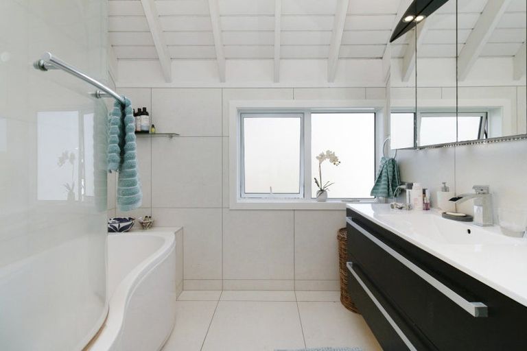 Photo of property in 9 Park Avenue, Takapuna, Auckland, 0622