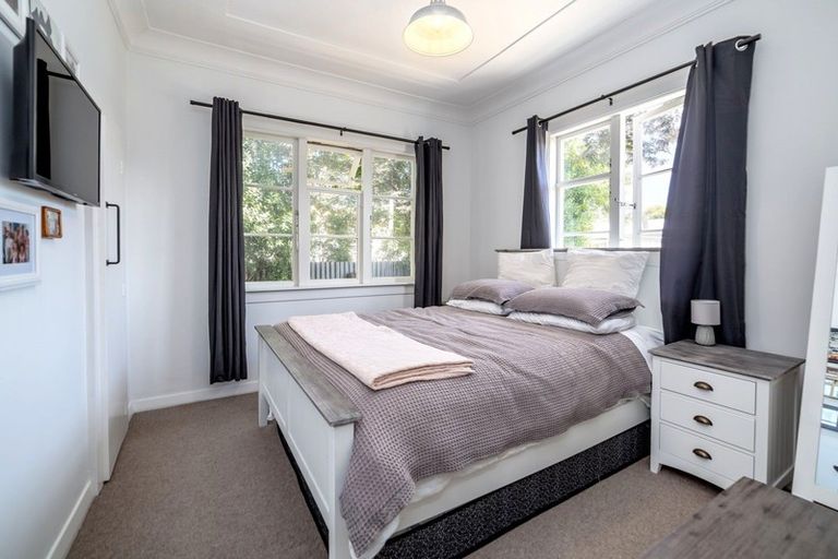 Photo of property in 28 Garrison Street, Carterton, 5713