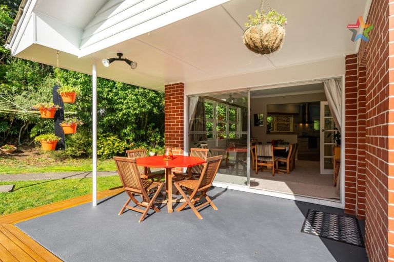 Photo of property in 59 Manuka Street, Stokes Valley, Lower Hutt, 5019