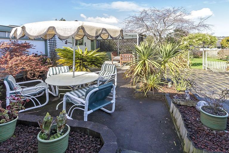 Photo of property in 40 Rodney Street, Howick, Auckland, 2014