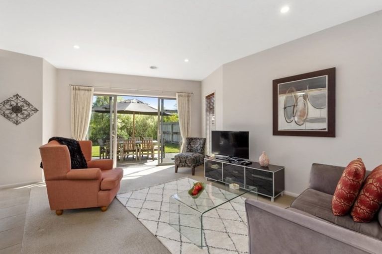 Photo of property in 5 The Peninsula, Huntington, Hamilton, 3210