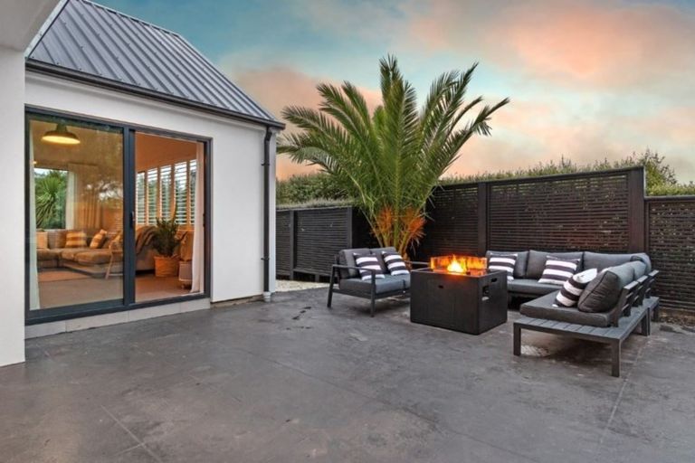 Photo of property in 4 Trecastle Lane, Huntsbury, Christchurch, 8022