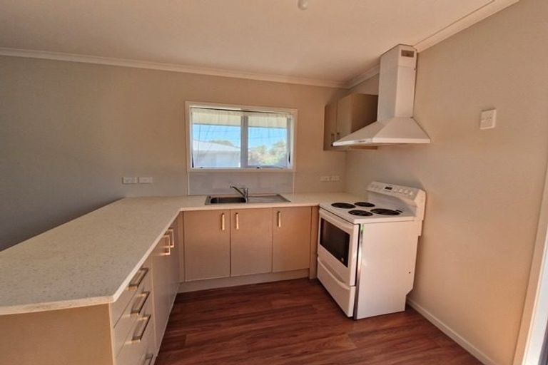 Photo of property in 67 Pomaria Road, Henderson, Auckland, 0610