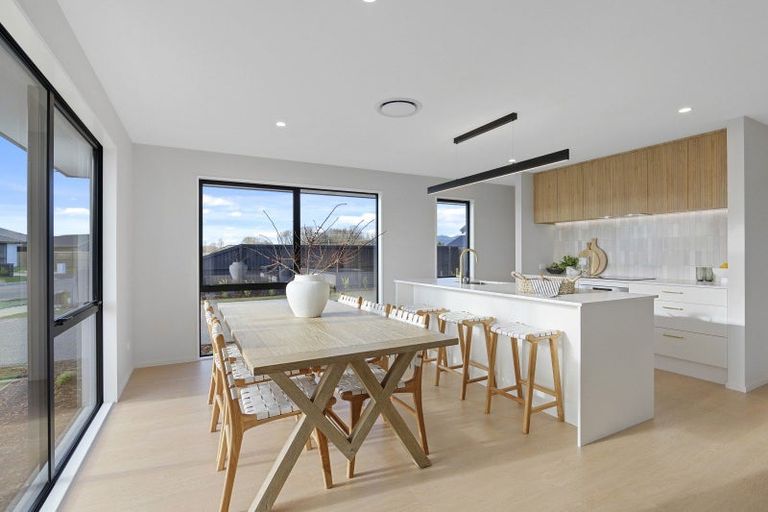 Photo of property in 41 Candlesticks Crescent, Lincoln, 7608