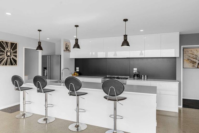 Photo of property in 8 Halston Close, Huntingdon, Ashburton, 7774