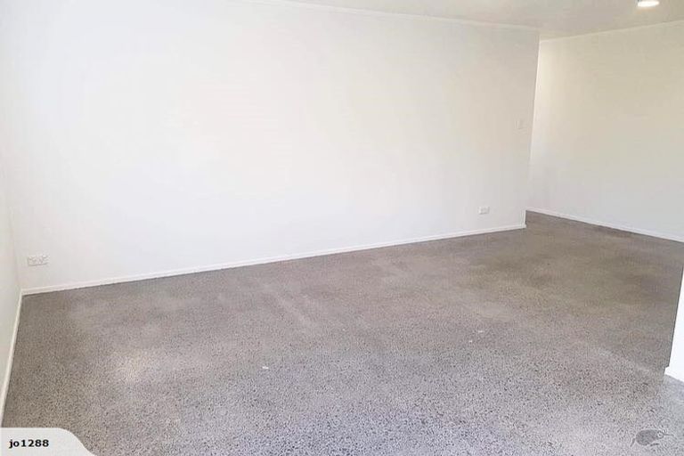 Photo of property in 1/30 Honeysuckle Lane, Mairangi Bay, Auckland, 0630